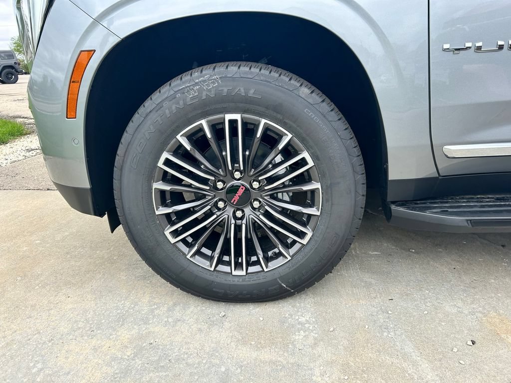 New 2026 GMC Yukon Elevation AWD/4WD image 35