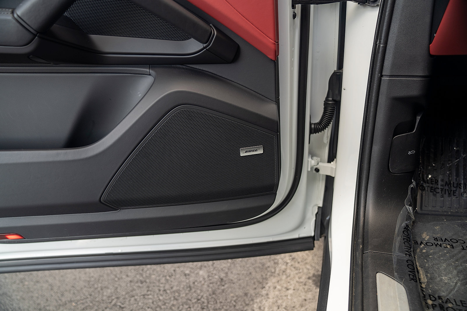 Certified 2025 Porsche Cayenne Coupe image 21