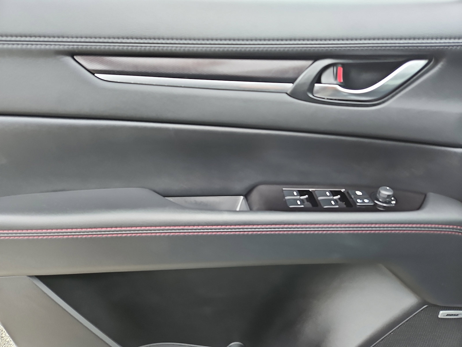 Used 2023 MAZDA CX-5 Carbon Edition image 12