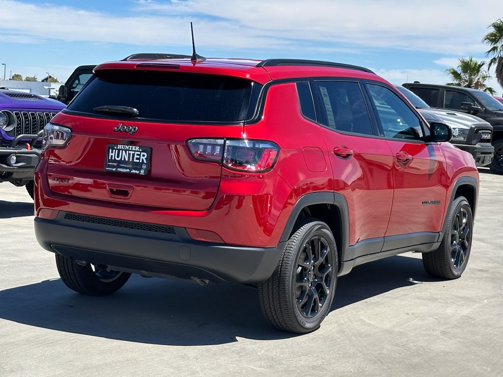New 2026 Jeep Compass Latitude AWD/4WD image 7