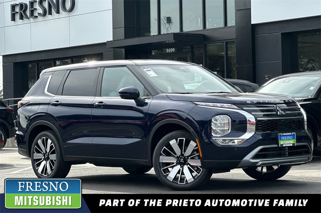 New 2025 Mitsubishi Outlander SE