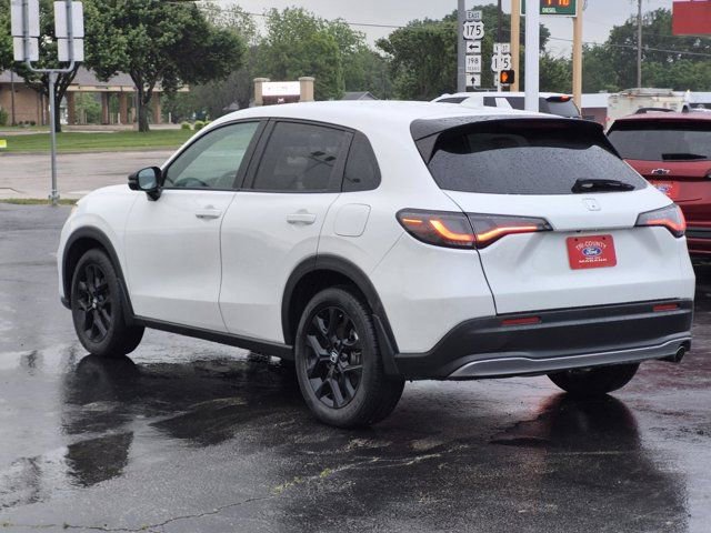 Used 2024 Honda HR-V Sport image 4