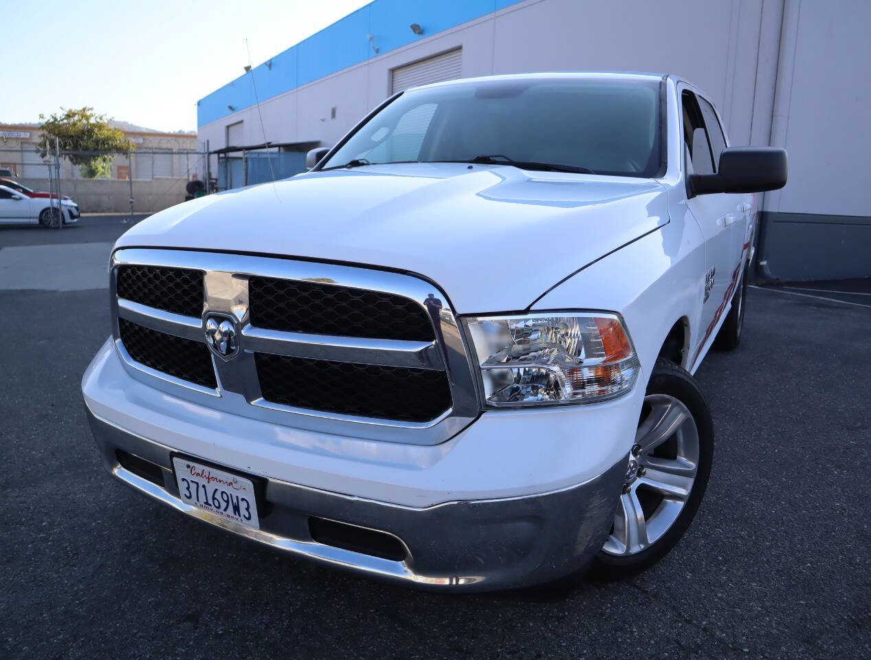 Used 2021 RAM 1500 Classic SLT image 15