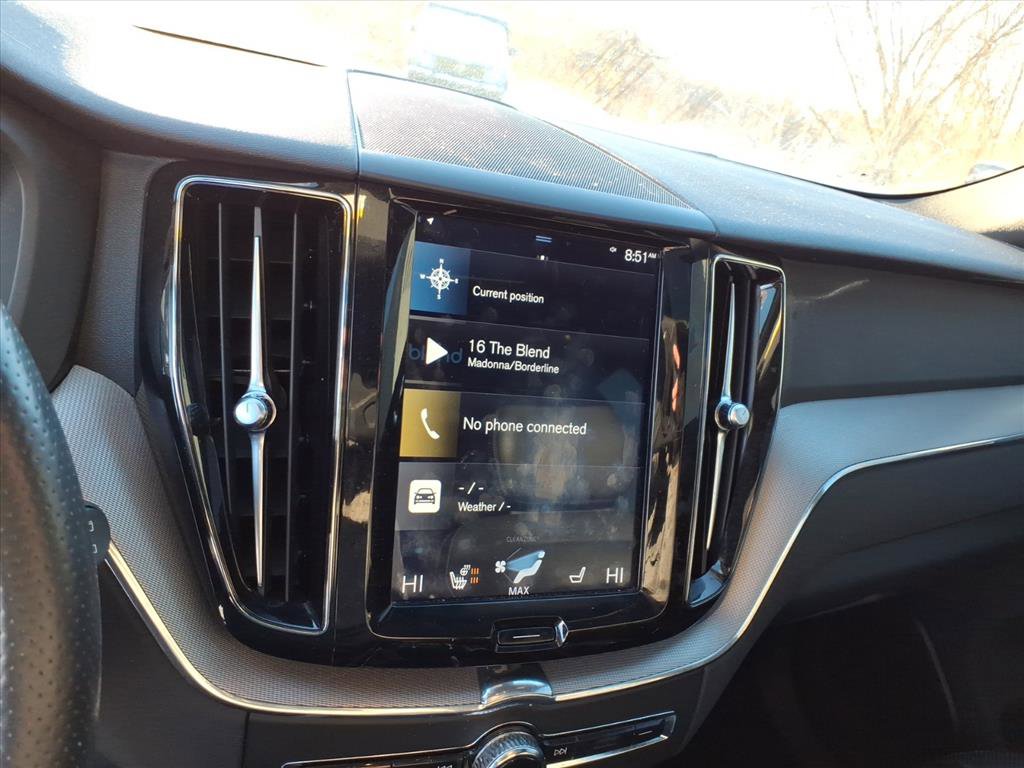 Used 2018 Volvo XC60 T5 R-Design w/ Convenience Package image 19