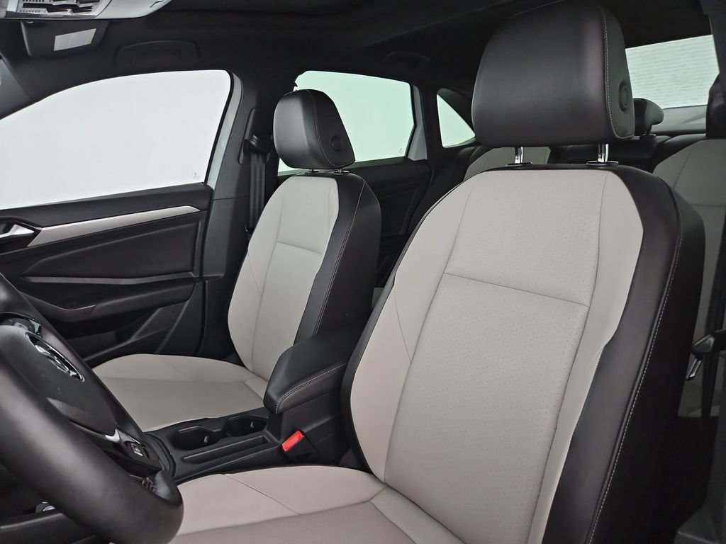 Used 2019 Volkswagen Jetta R-Line w/ R-Line Cold Weather Package FWD image 26