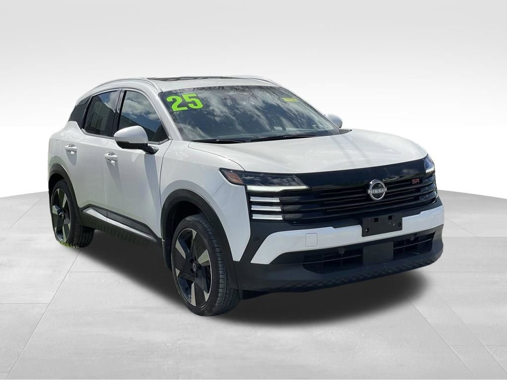 Certified 2025 Nissan Kicks SR w/ SR Premium Package image 3