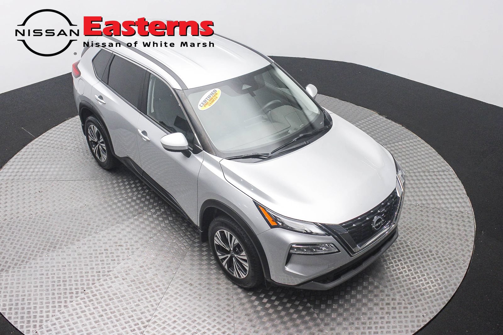 Used 2023 Nissan Rogue SV AWD/4WD image 3