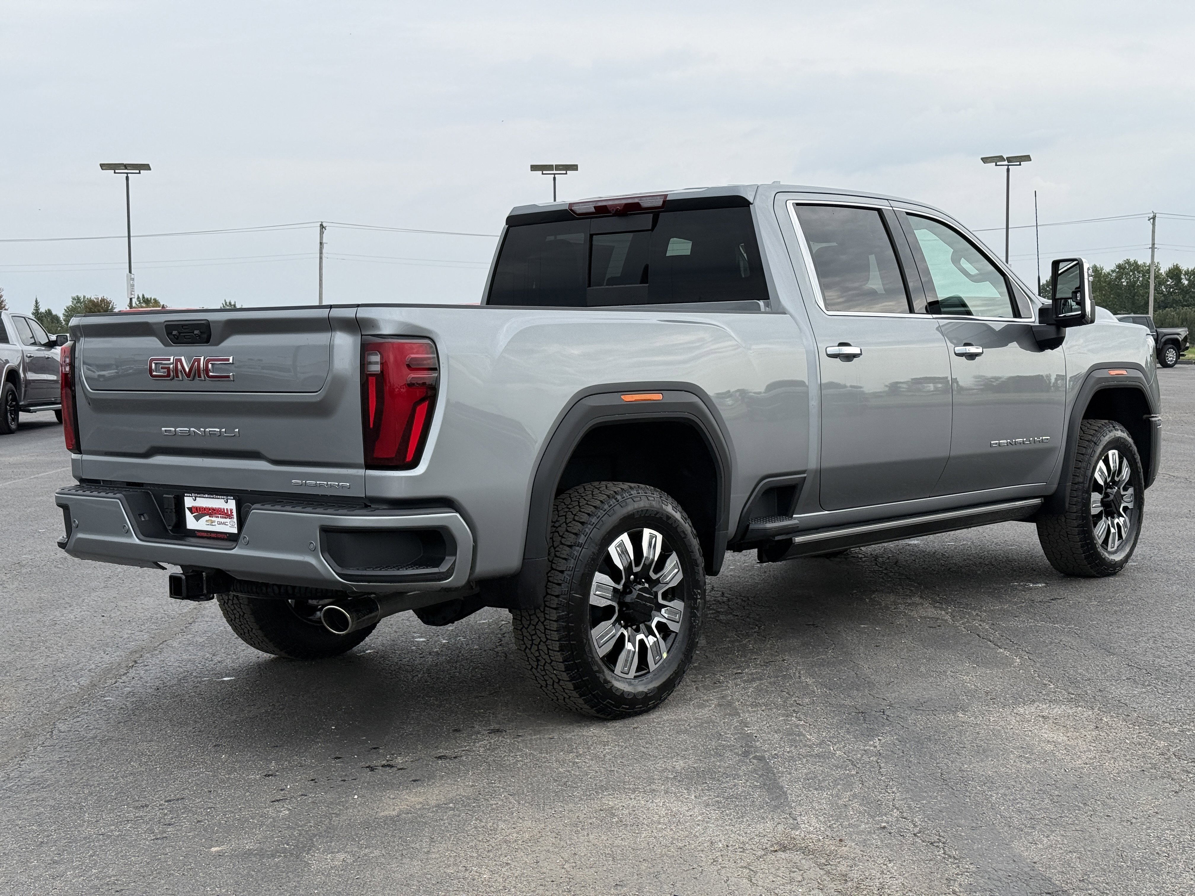 New 2026 GMC Sierra 2500 Denali w/ Denali Reserve Package image 3