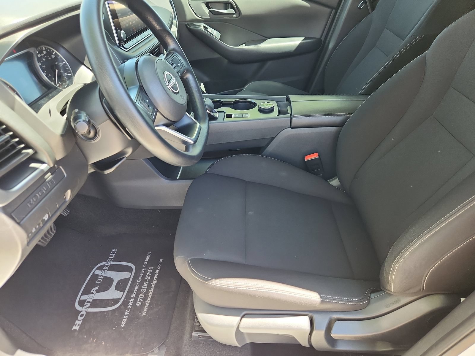 Used 2024 Nissan Rogue S AWD/4WD image 10