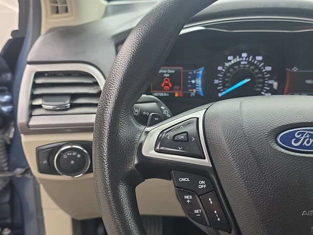 Used 2019 Ford Fusion SE FWD image 20
