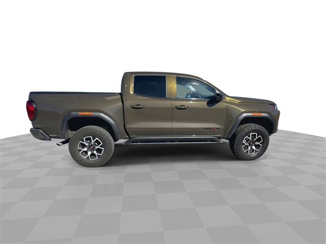 Used 2024 GMC Canyon AT4X image 9