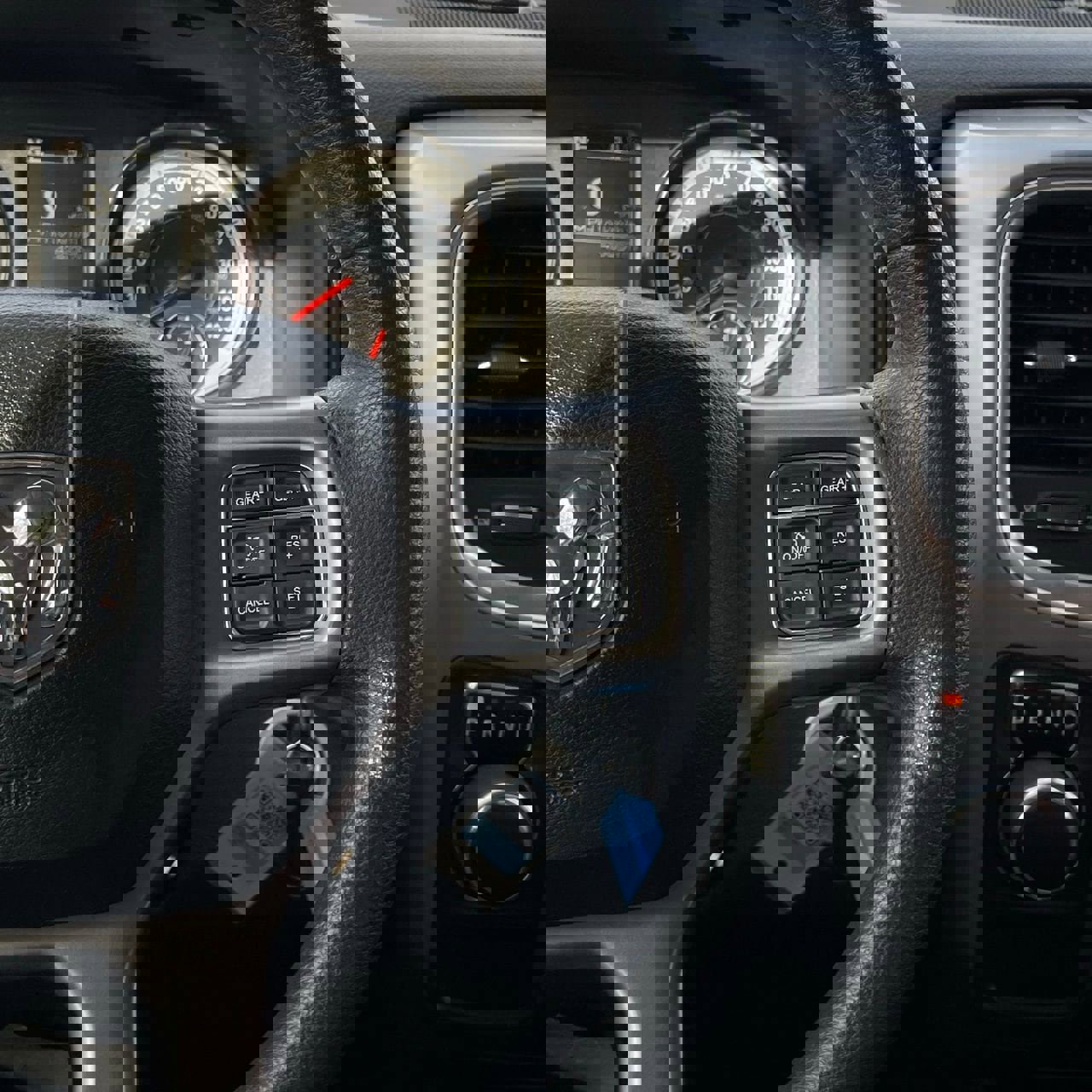 Used 2024 RAM 1500 Classic SLT image 15