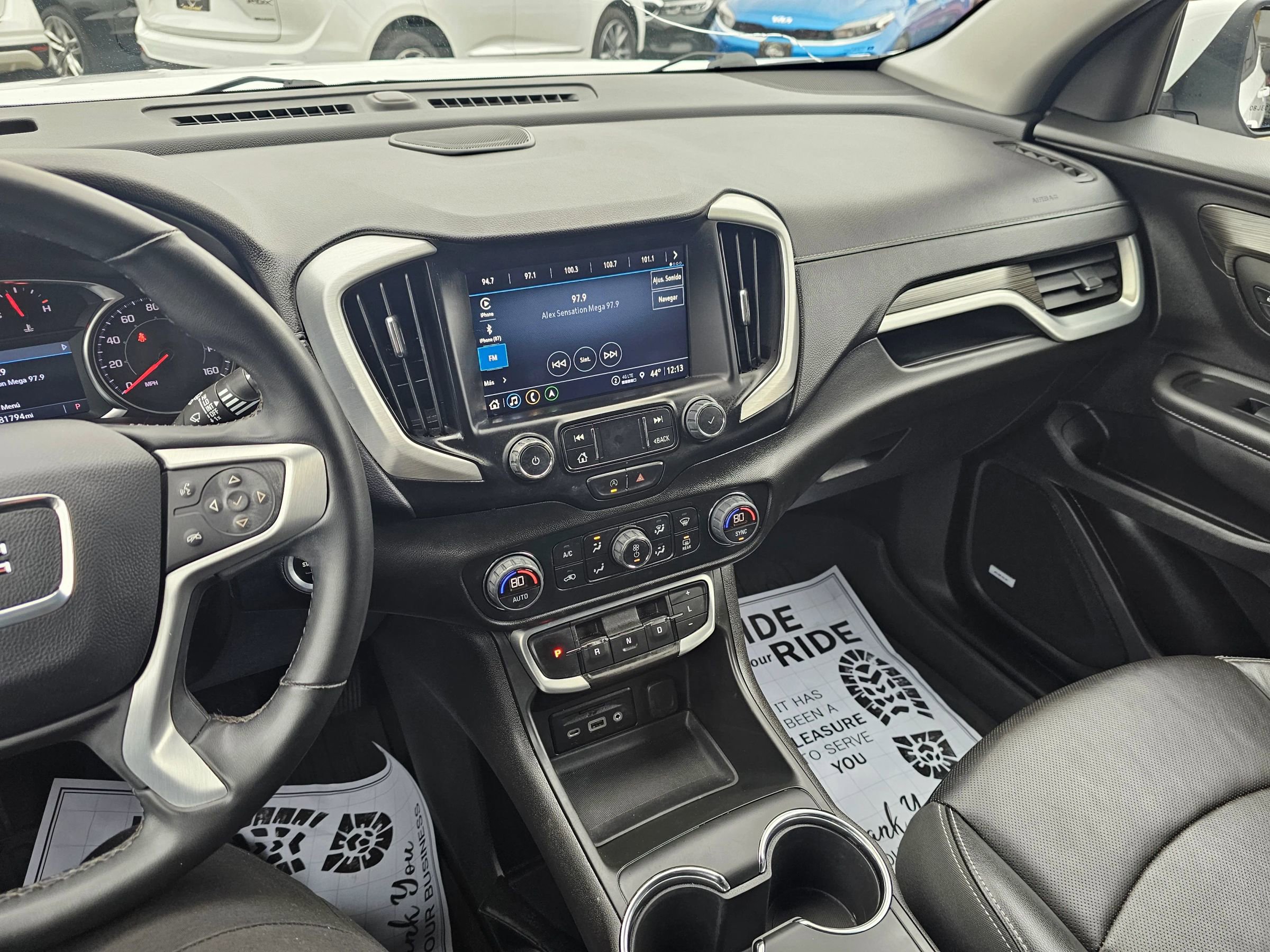 Used 2023 GMC Terrain SLT w/ Infotainment Package II image 23