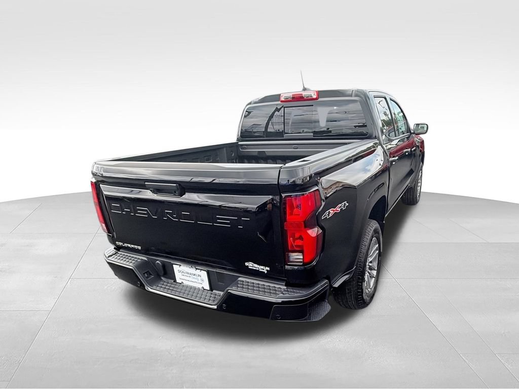 New 2026 Chevrolet Colorado LT w/ LT Convenience Package AWD/4WD image 8