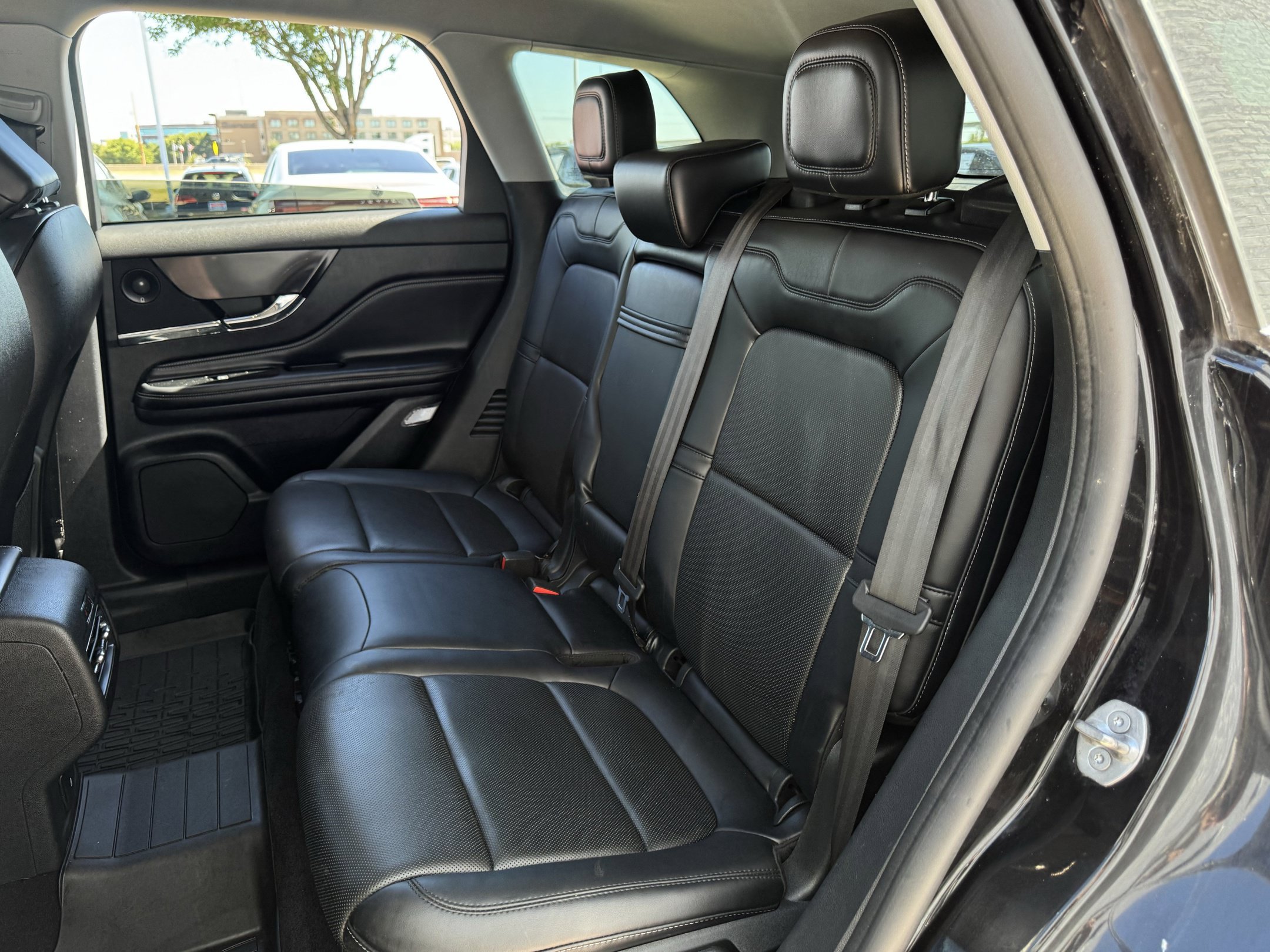 Used 2022 Lincoln Corsair Reserve w/ Sport Package AWD/4WD image 29