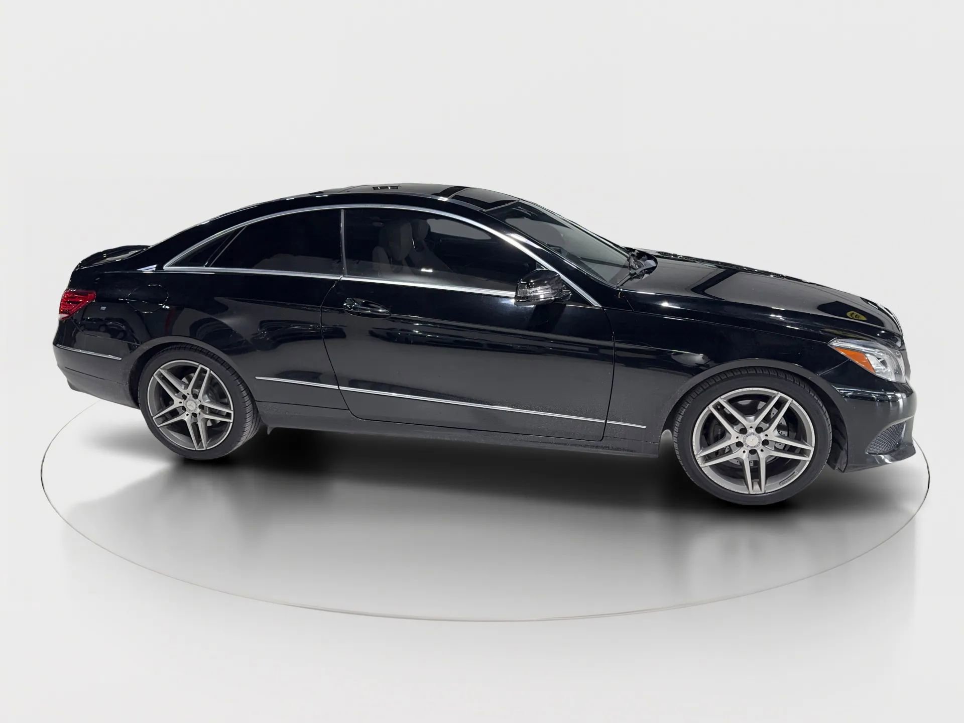Used 2014 Mercedes-Benz E 350 Sport image 15