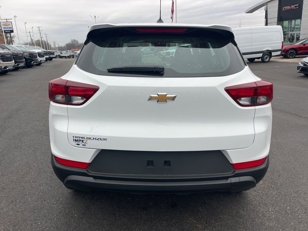New 2026 Chevrolet TrailBlazer LS image 4