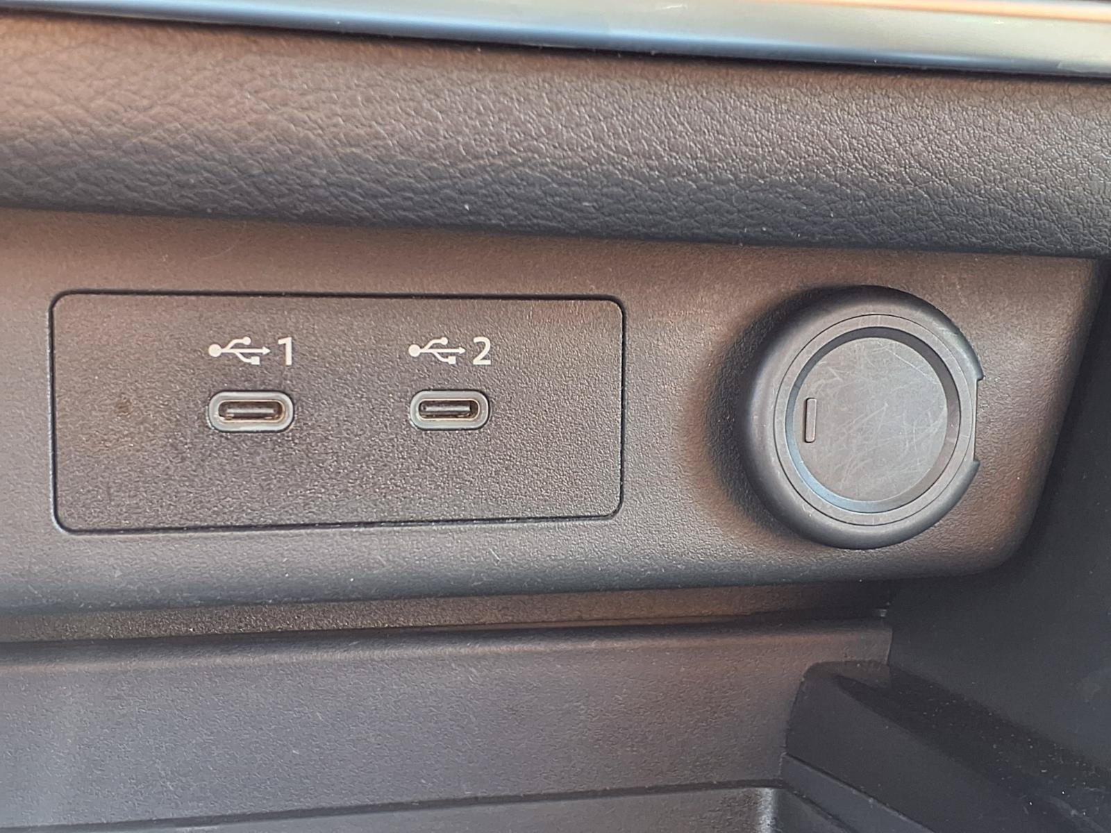 Used 2024 Nissan Rogue S FWD image 6