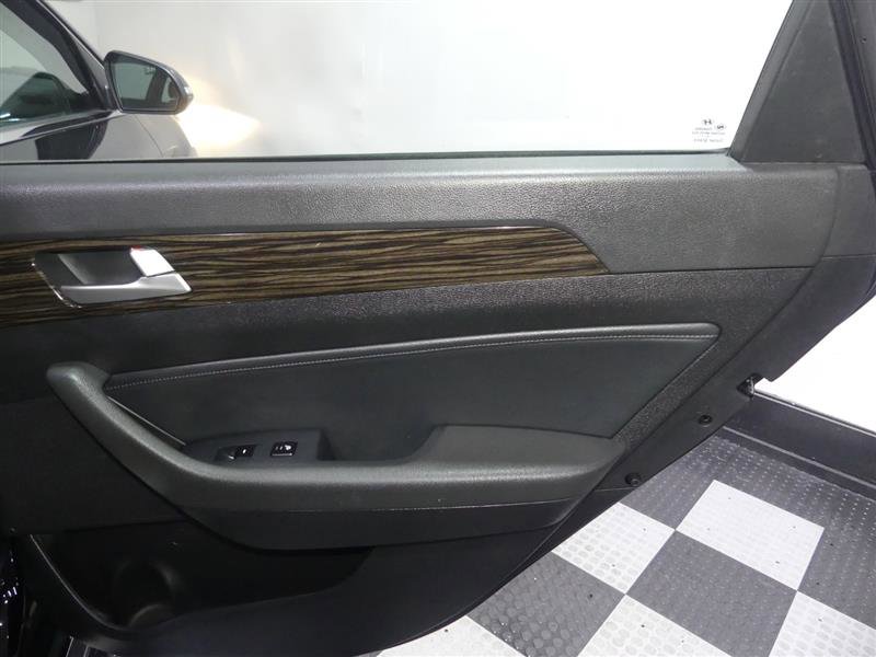 Used 2016 Hyundai Sonata Limited FWD image 25