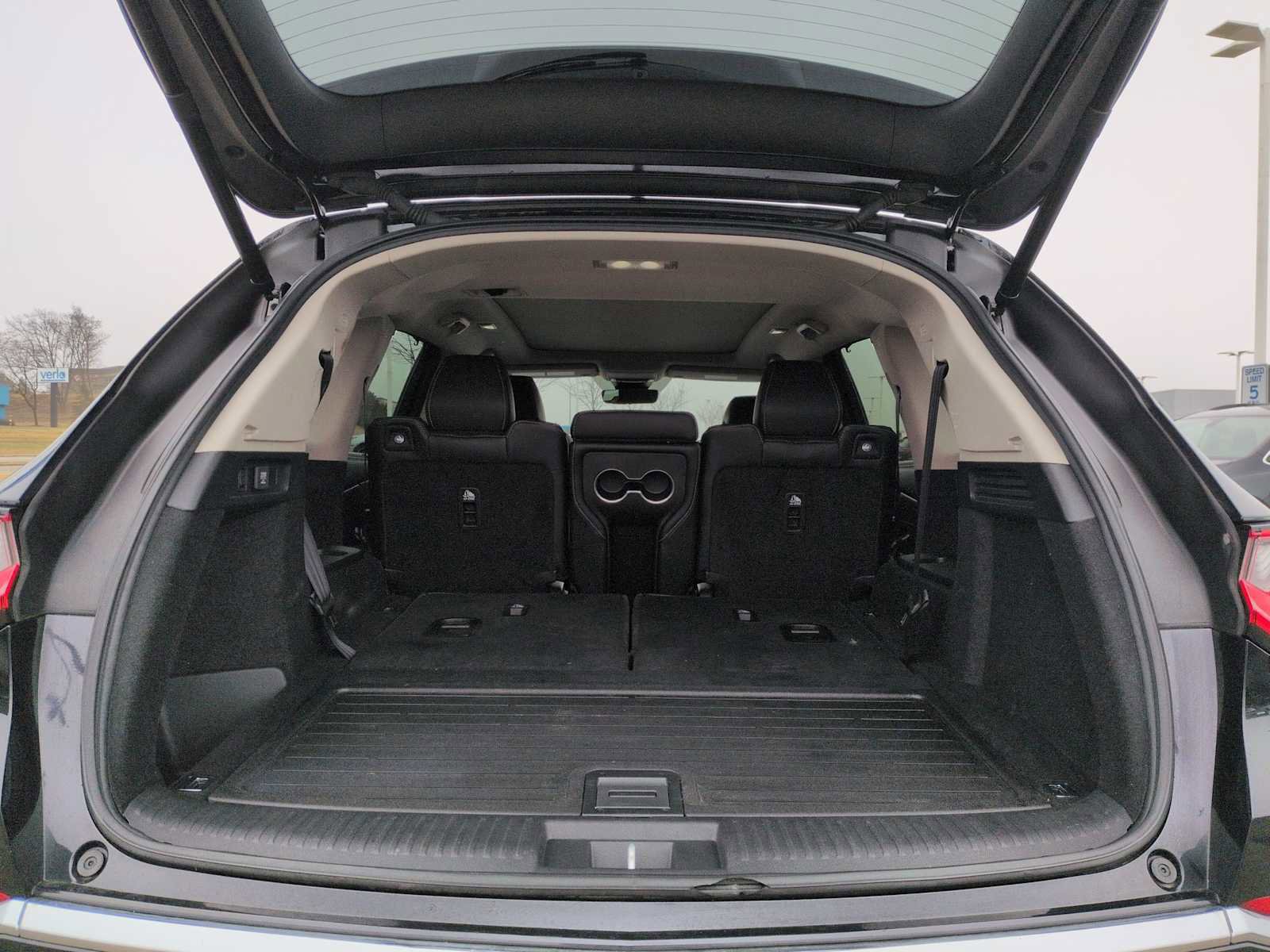 Used 2023 Acura MDX SH-AWD w/ Technology Package image 34