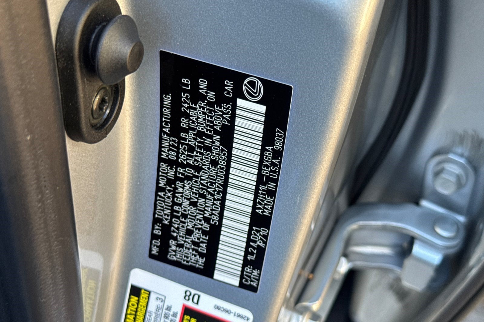 Certified 2024 Lexus ES 300h w/ Premium Package FWD image 40