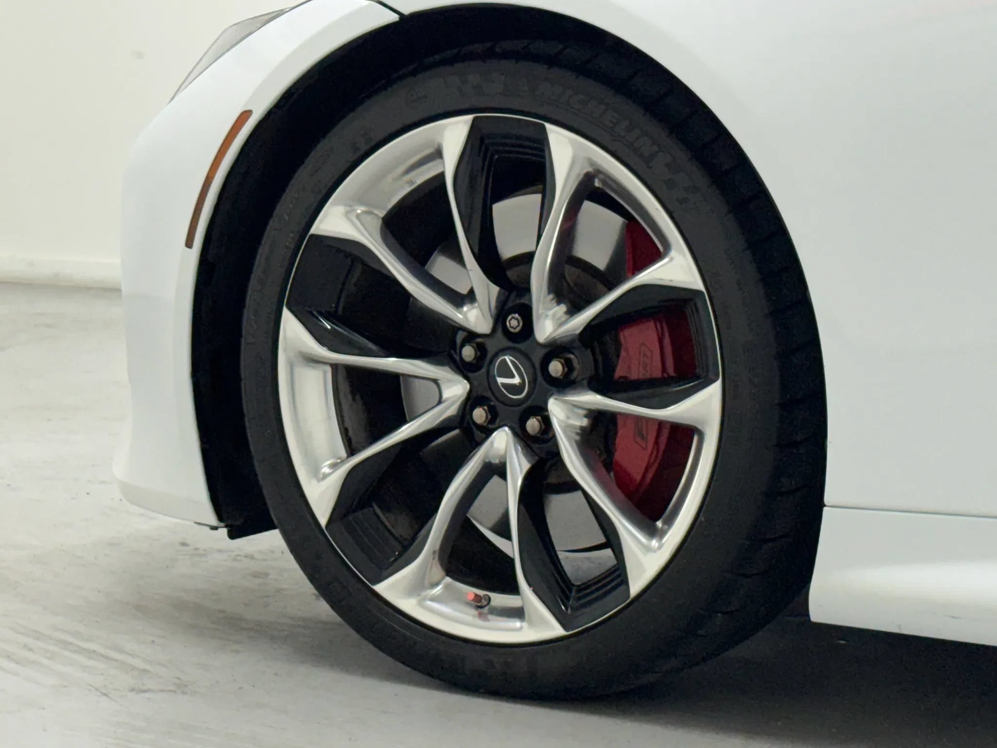 Used 2023 Lexus LC 500h w/ Dynamic Handling Package RWD image 86