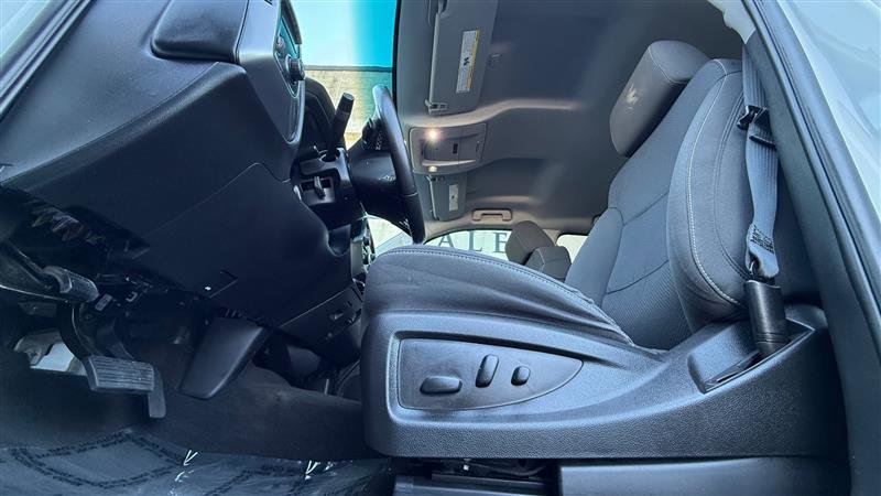 Used 2018 Chevrolet Silverado 1500 LT w/ All Star Edition RWD image 16