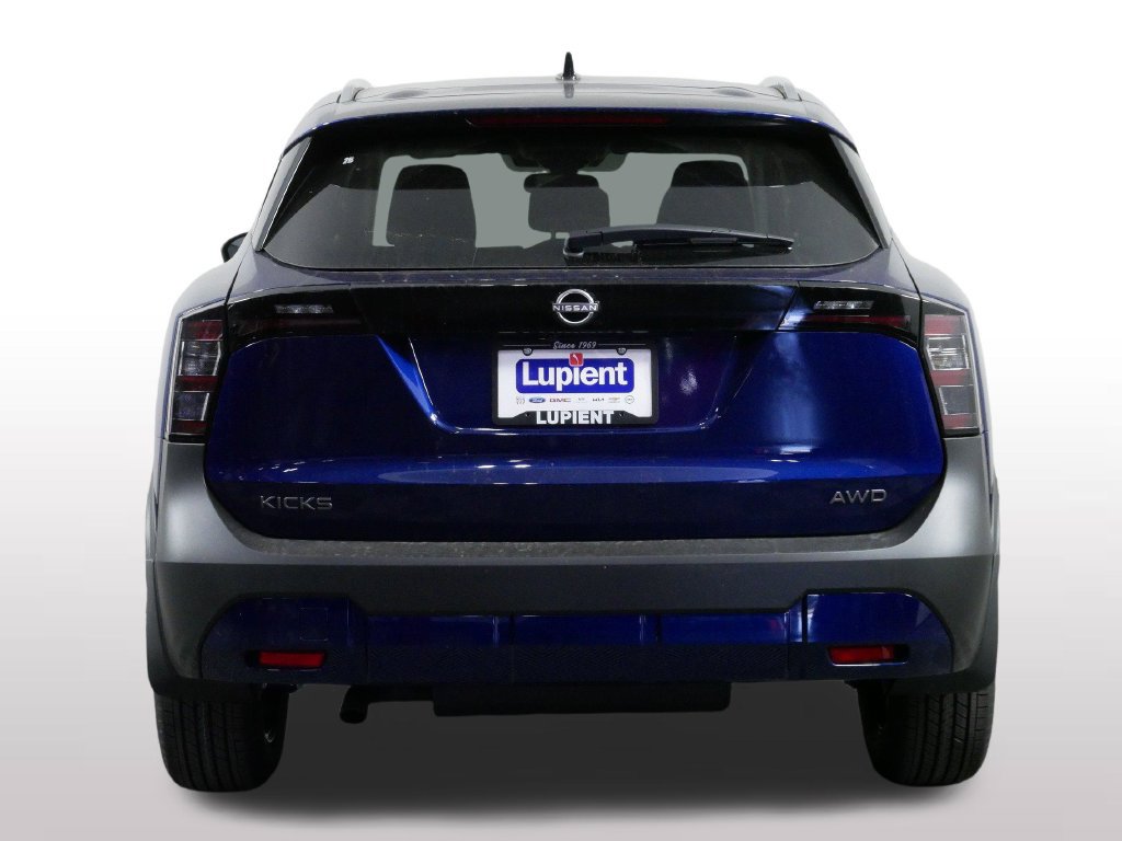 New 2027 Nissan Kicks SV AWD/4WD image 7