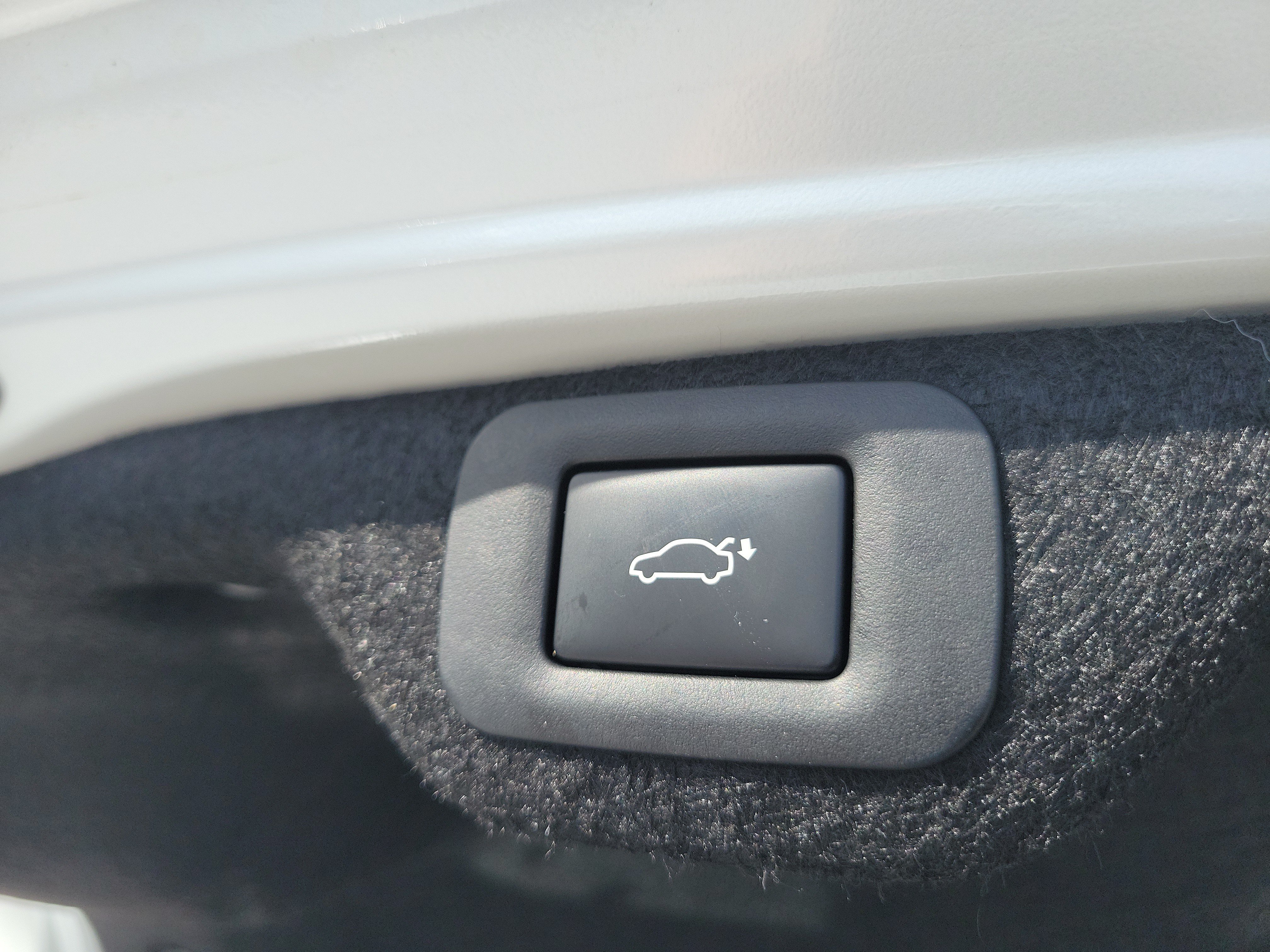 Certified 2025 Lexus ES 300h w/ Premium Package FWD image 10