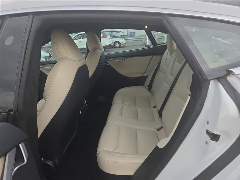 Used 2020 Tesla Model S AWD image 7