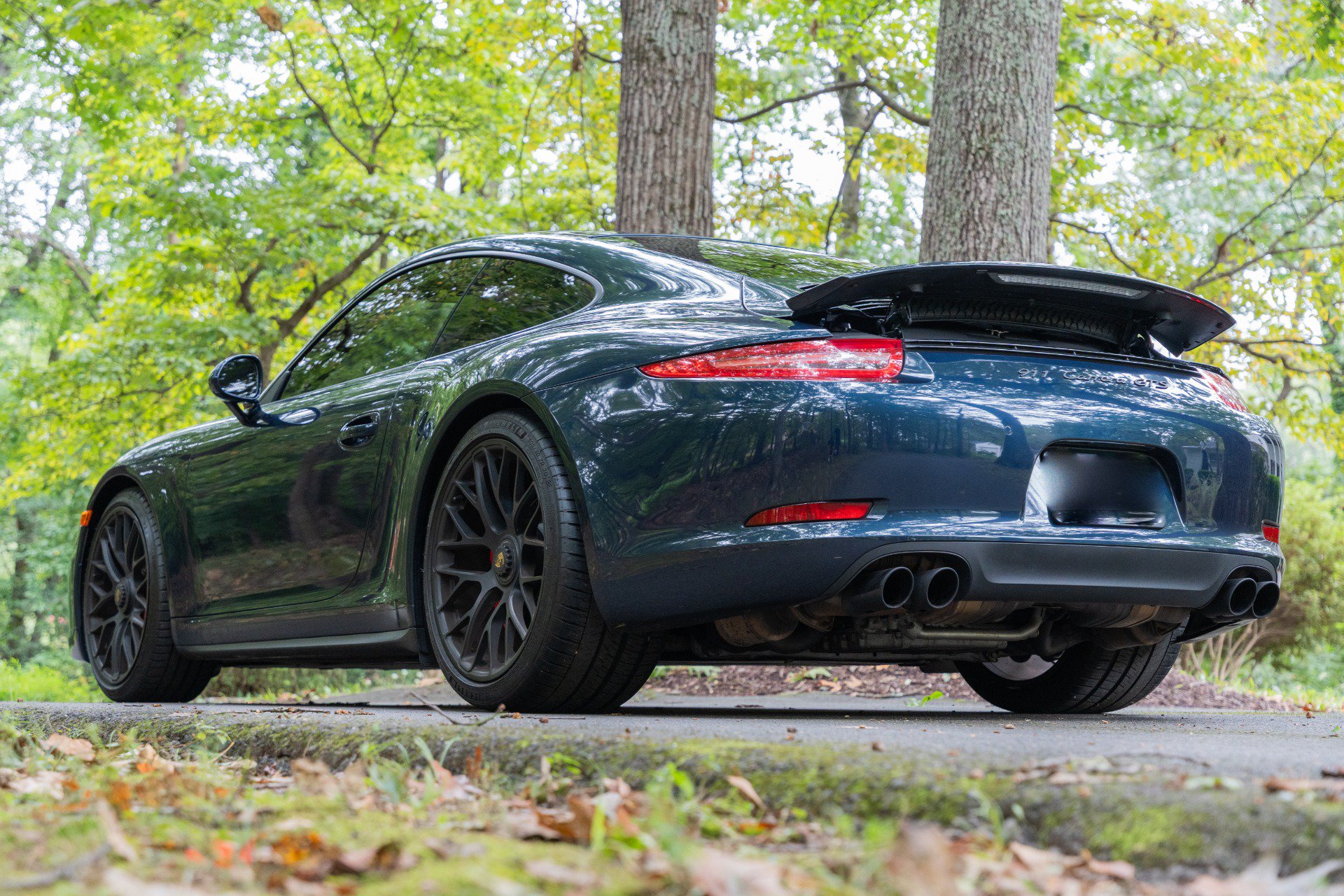 Used 2016 Porsche 911 Carrera GTS RWD image 8