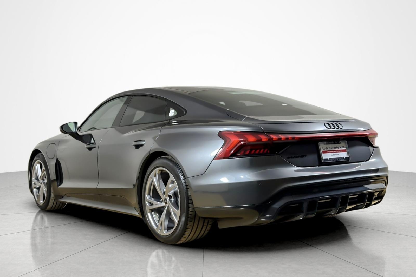 Used 2023 Audi e-tron GT Premium Plus w/ Executive Package AWD/4WD image 3