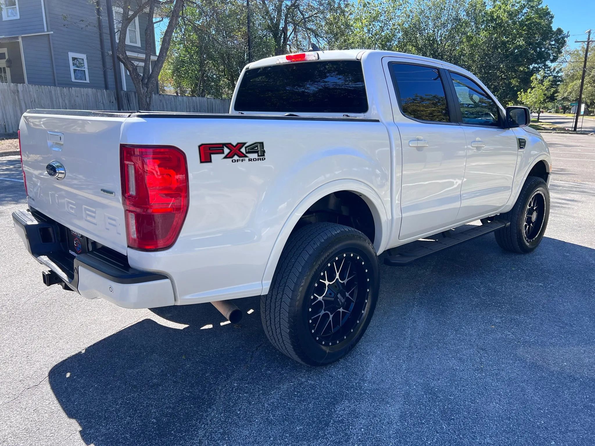 Used 2019 Ford Ranger Lariat w/ FX4 Off-Road Package AWD/4WD image 5