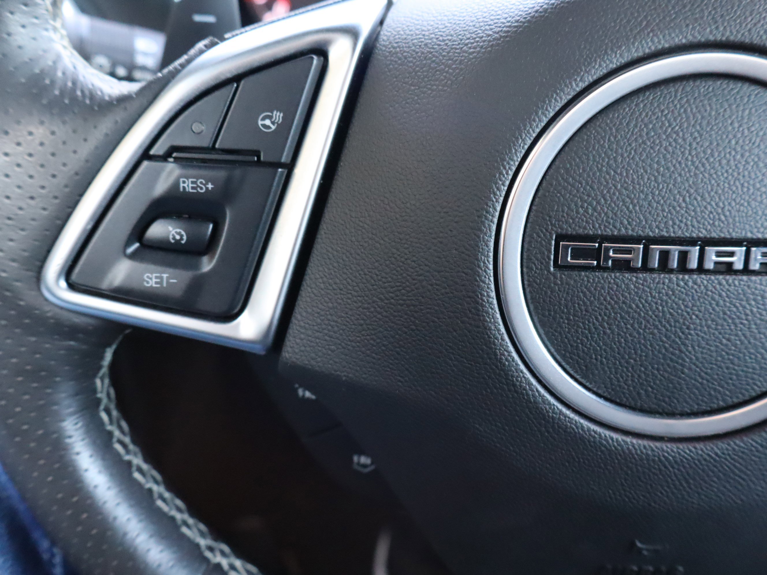 Used 2018 Chevrolet Camaro SS image 19