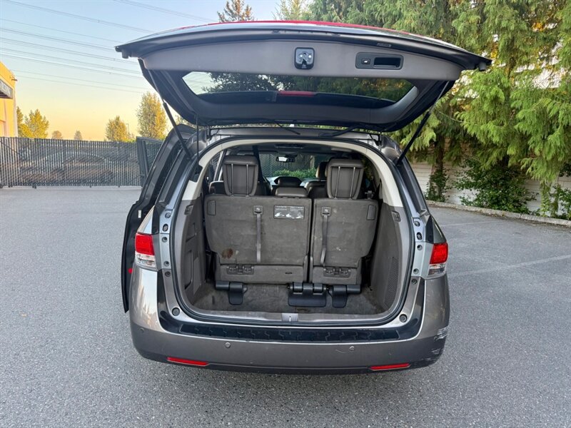 Used 2015 Honda Odyssey Touring image 8