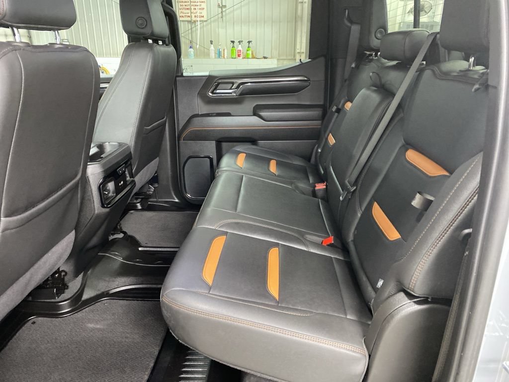 Certified 2024 GMC Sierra 1500 AT4 w/ AT4 Premium Package AWD/4WD image 36