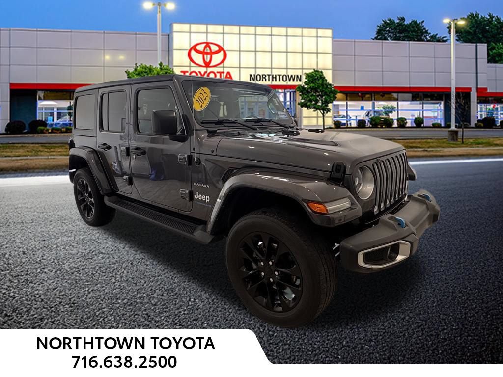 Used 2023 Jeep Wrangler Unlimited Sahara w/ Cold Weather Group AWD/4WD image 10