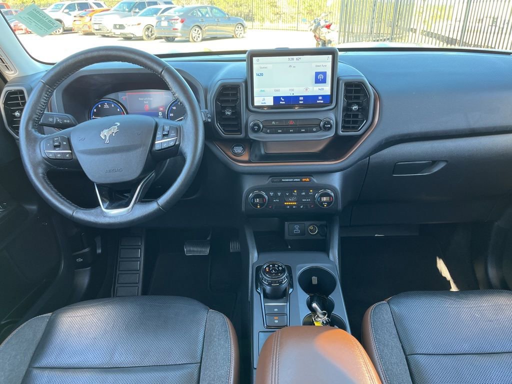 Used 2021 Ford Bronco Sport Outer Banks w/ Outer Banks Package (96D) image 17