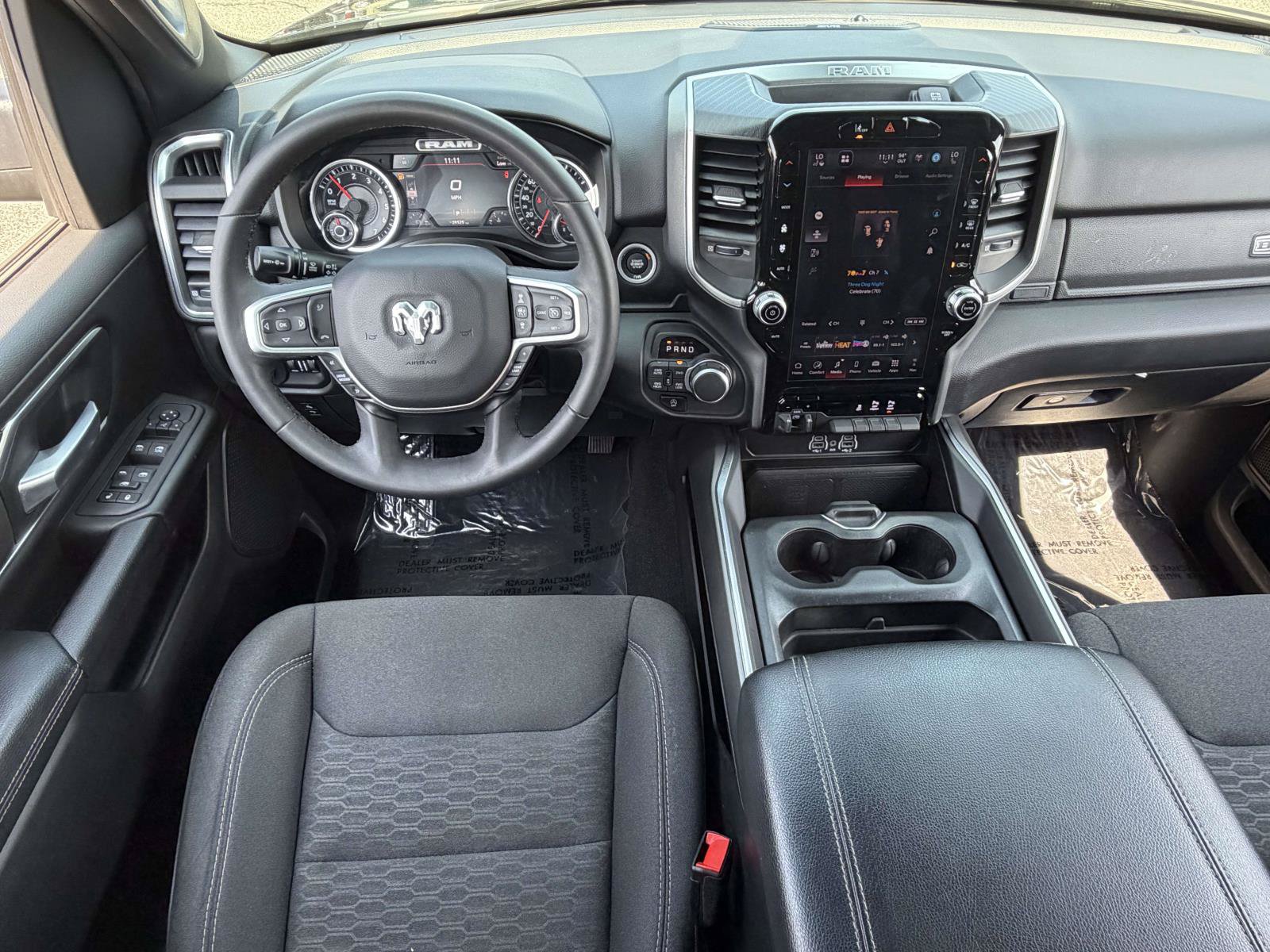 Used 2025 RAM 1500 Big Horn AWD/4WD image 9