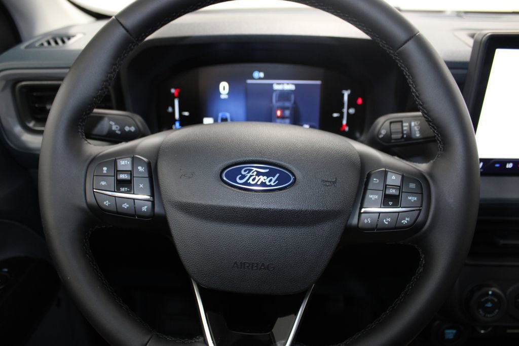 New 2025 Ford Maverick Lariat w/ Black Appearance Package image 31