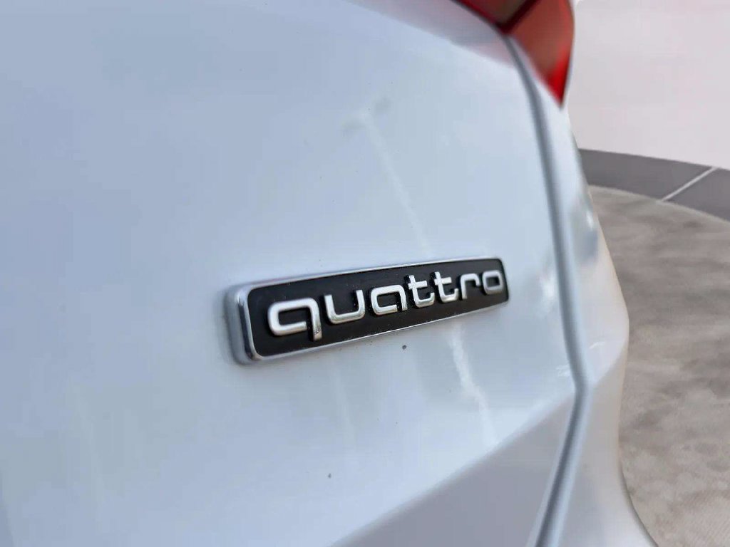 Used 2025 Audi Q3 2.0T Premium AWD/4WD image 33