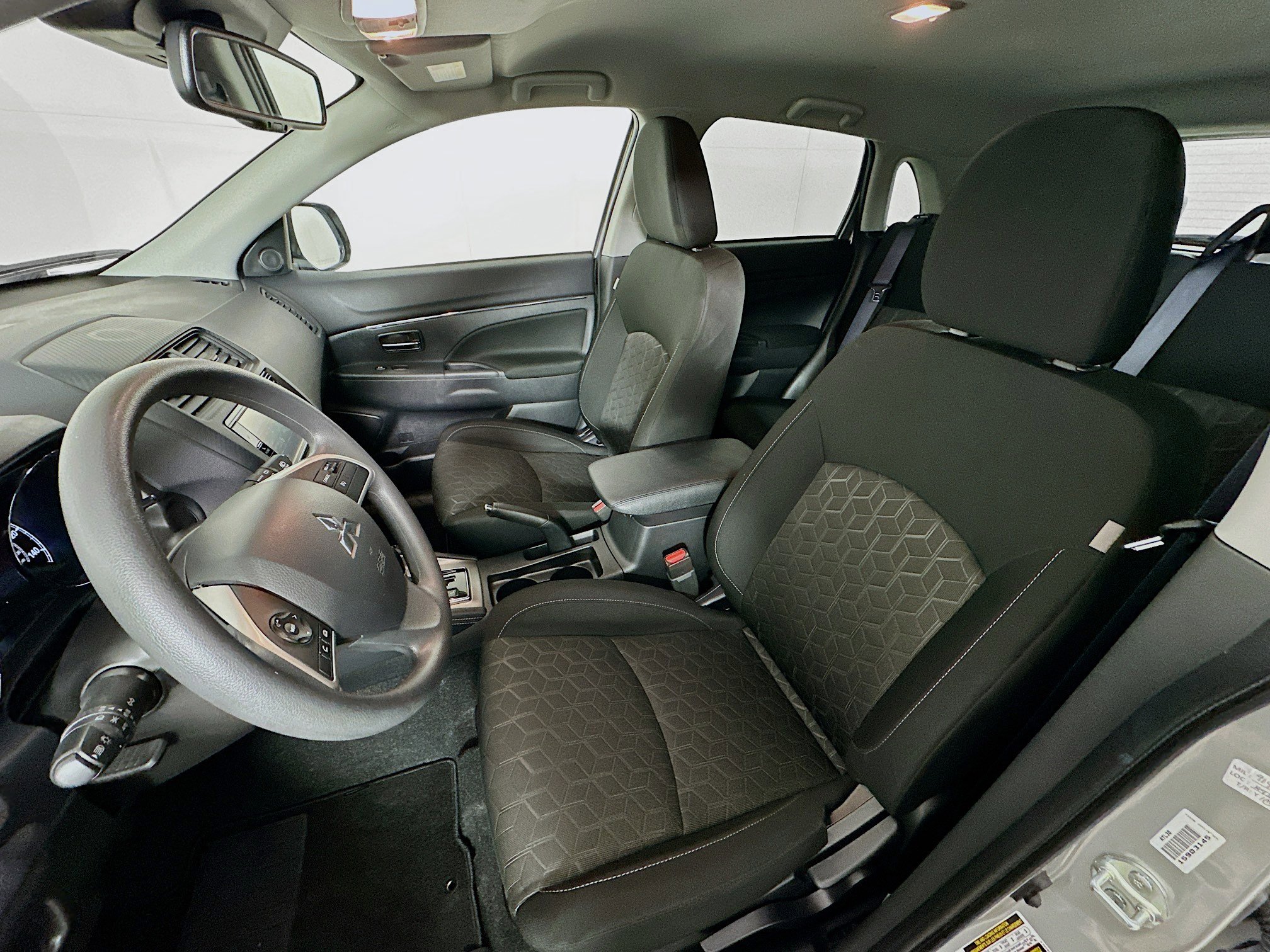 Used 2025 Mitsubishi Outlander Sport SE image 13