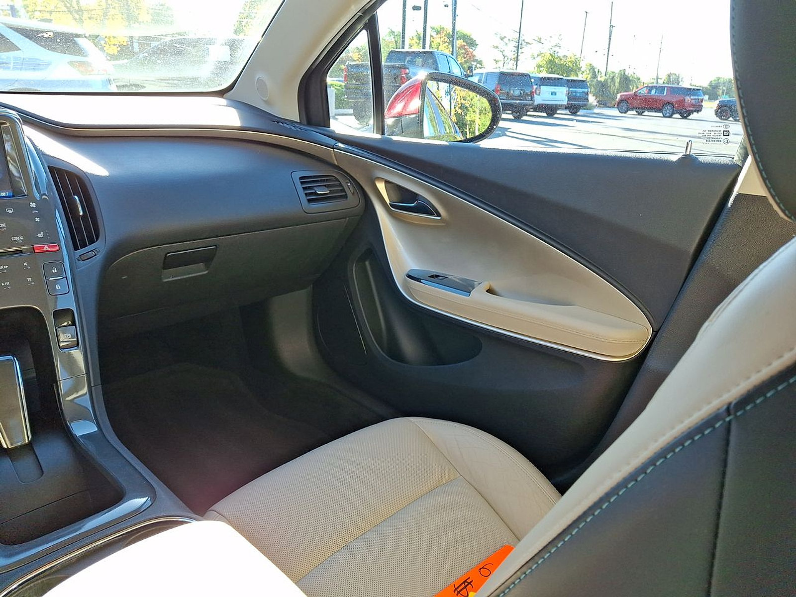 Certified 2012 Chevrolet Volt Premium w/ Premium Trim Package FWD image 11