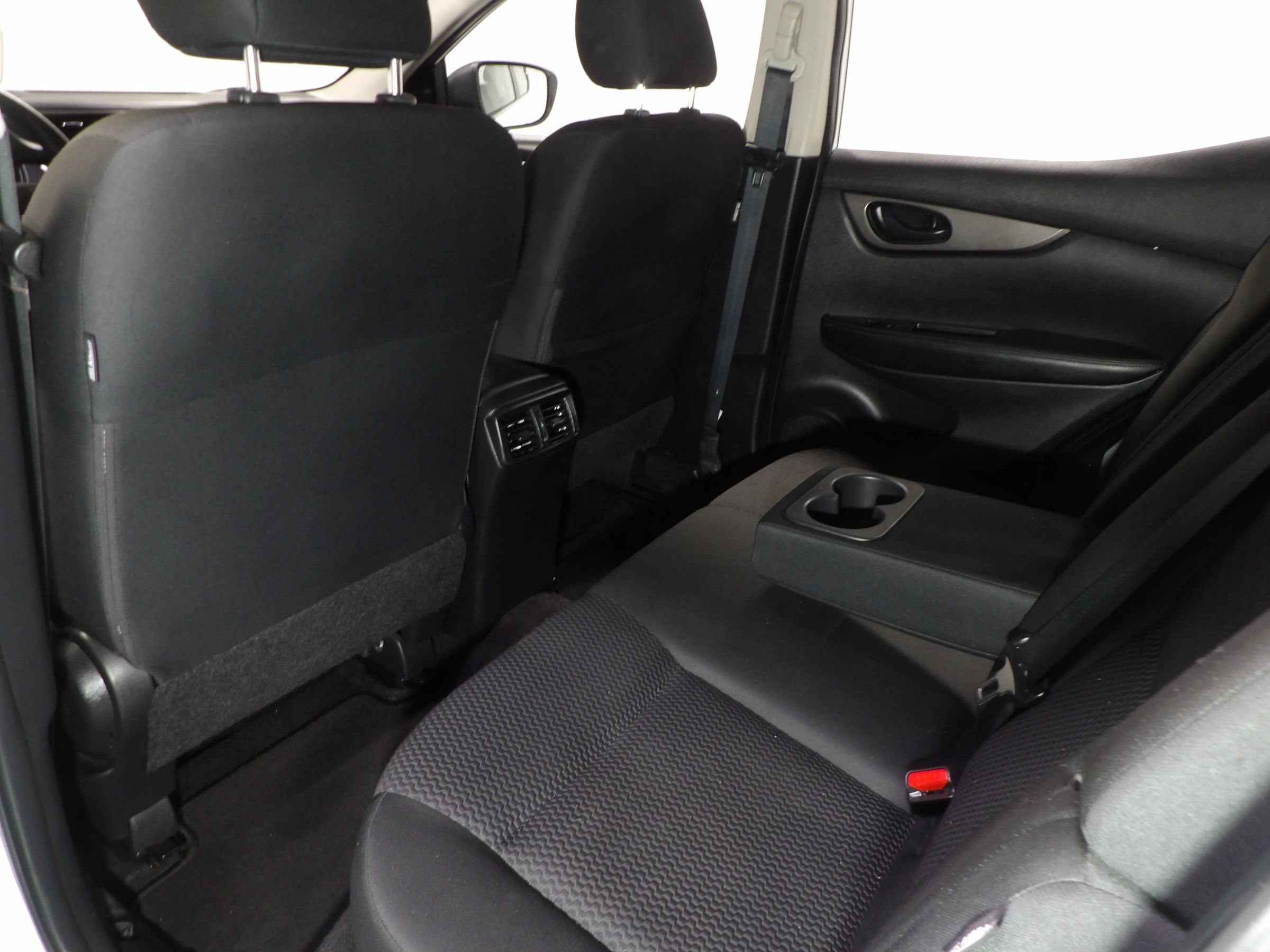 Used 2022 Nissan Rogue Sport S FWD image 10