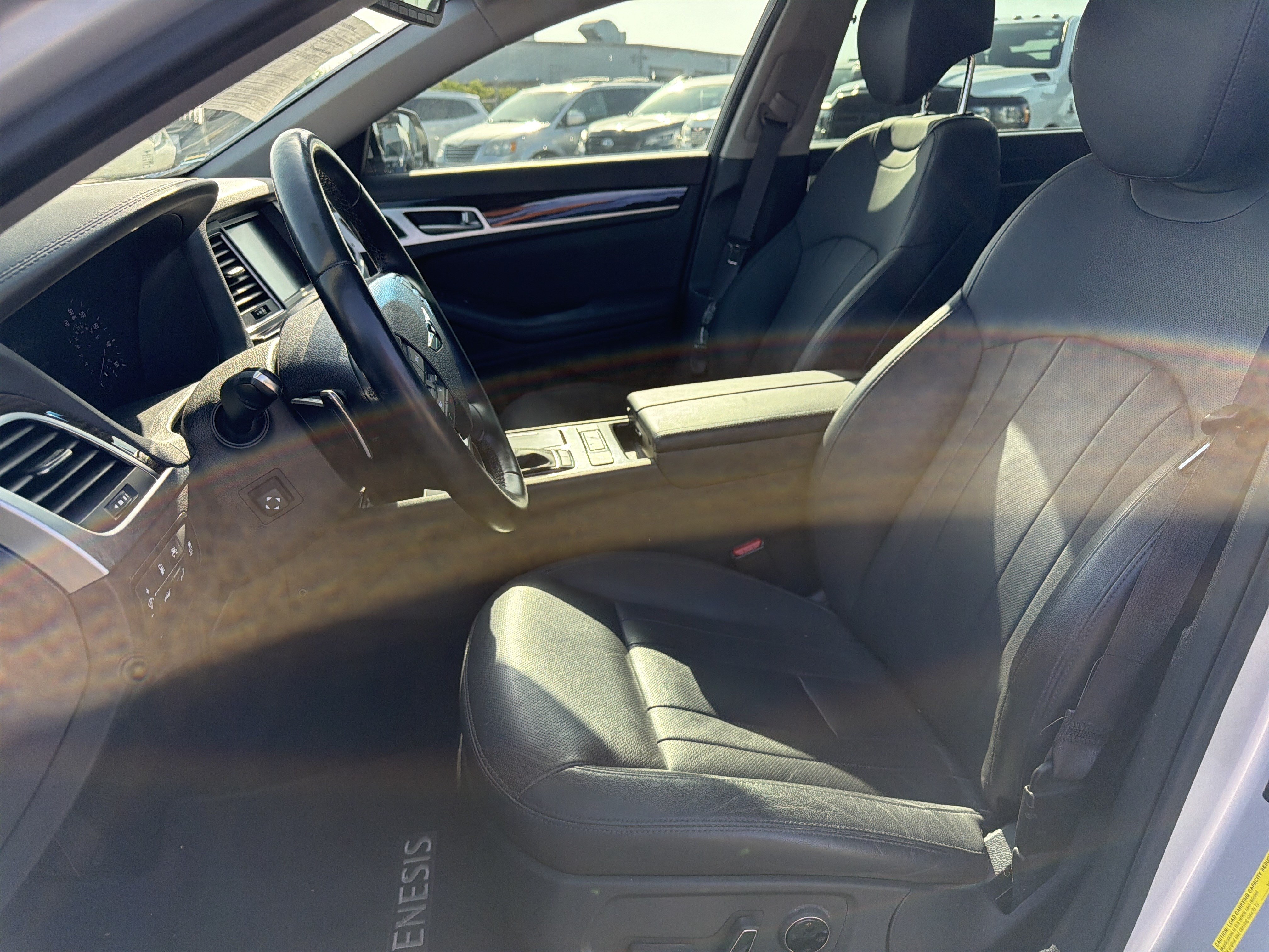 Used 2018 Genesis G80 3.8 AWD/4WD image 25