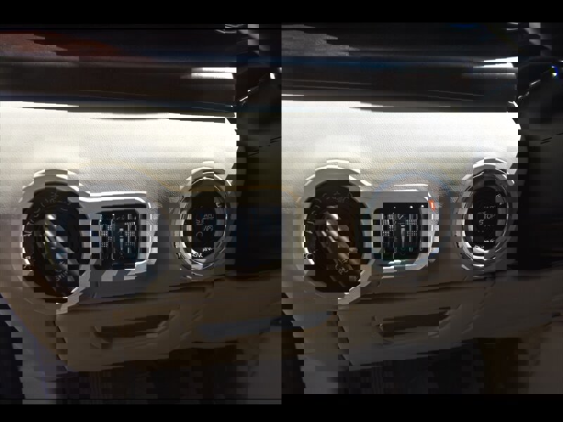 Used 2016 Maserati Quattroporte S RWD image 15