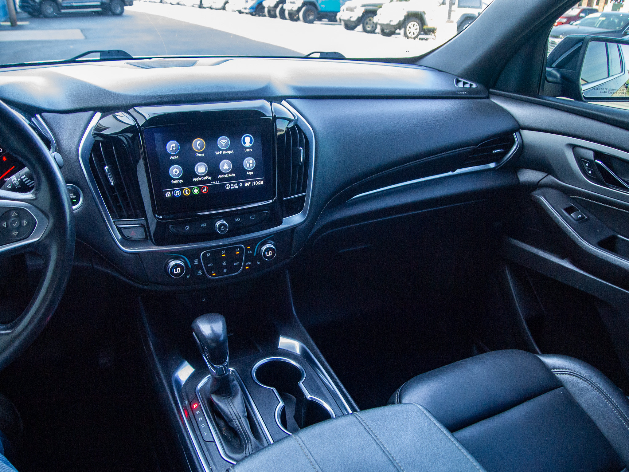 Used 2022 Chevrolet Traverse LT AWD/4WD image 16