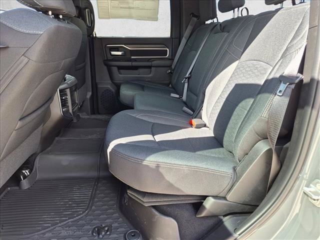 New 2026 RAM 3500 Big Horn AWD/4WD image 17