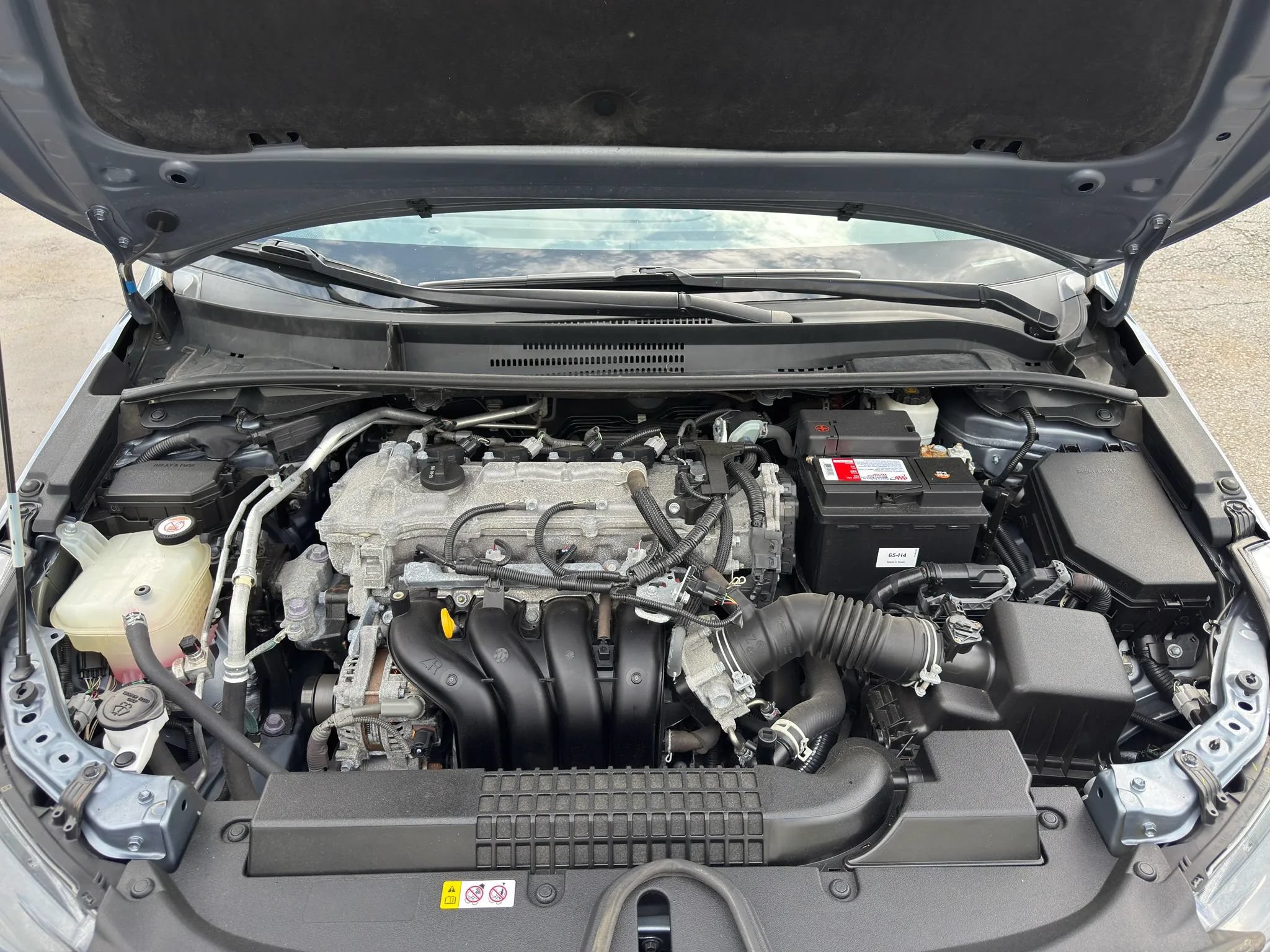 Used 2021 Toyota Corolla XLE FWD image 14