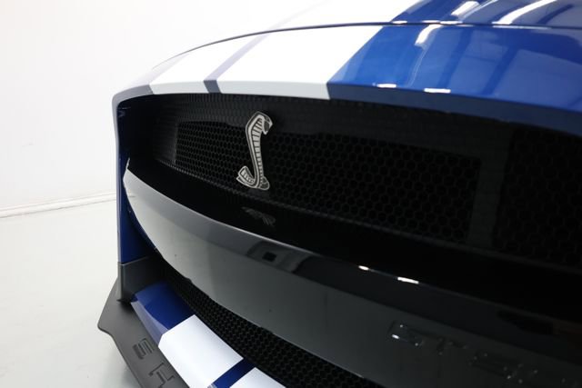 Used 2022 Ford Mustang Shelby GT500 w/ Carbon Fiber Track Pack RWD image 68